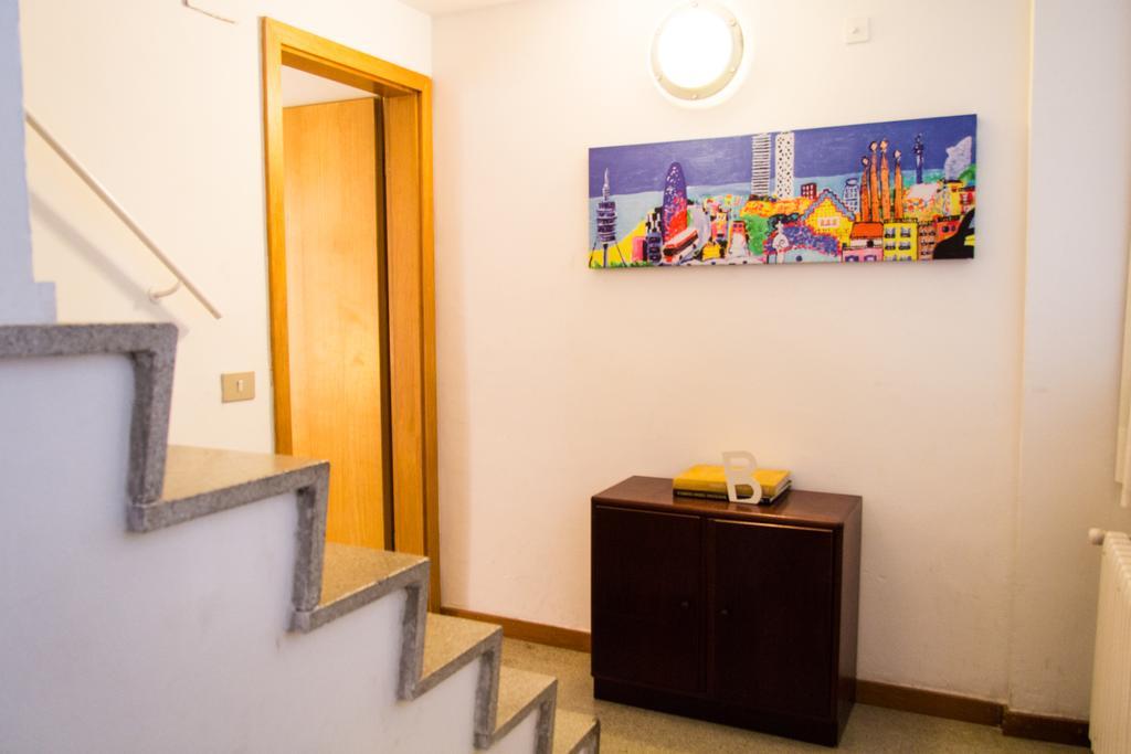 Vila Olimpica Skyline Барселона Екстериор снимка